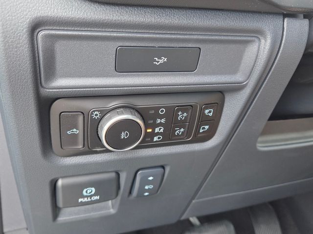 New 2026 Silver Ford Lariat image 30