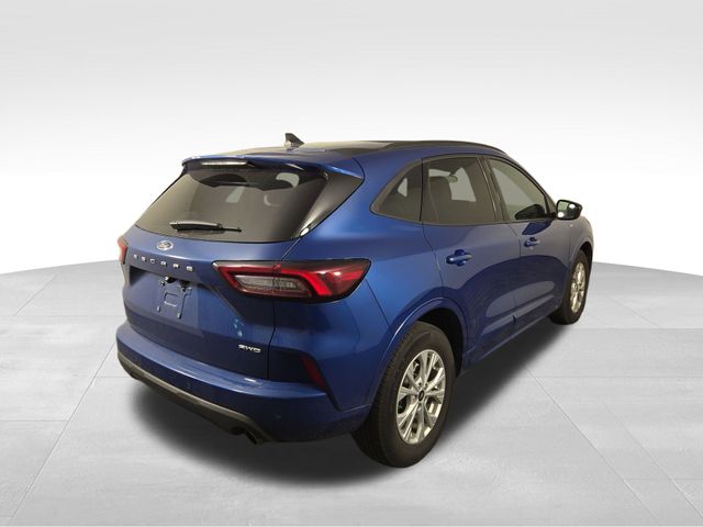 2023 Ford Escape ST-Line photo