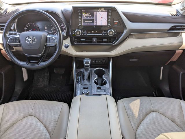 Used 2020 Toyota Highlander SUV
