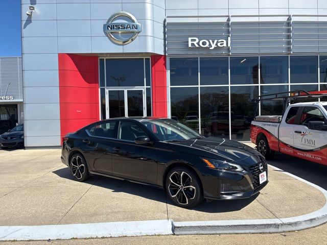 2025 Nissan Altima 2.5 SR FWD