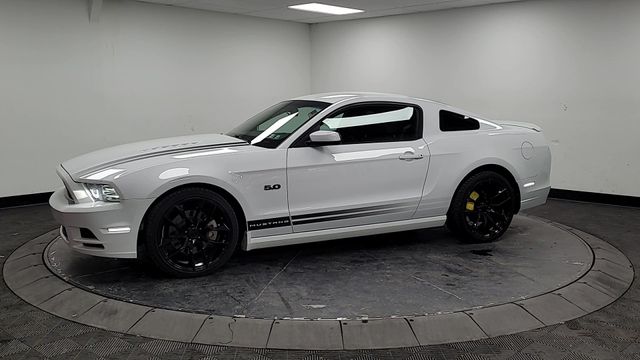 2014 – Ford – Mustang