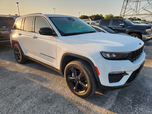 2023 Jeep Grand Cherokee Limited White at Texan Dodge Chrysler Jeep Ram