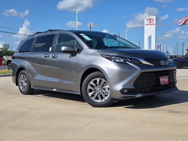 Heavy Metal 2026 Toyota Sienna Minivan Front-Wheel Drive Continuously Variable Transmission