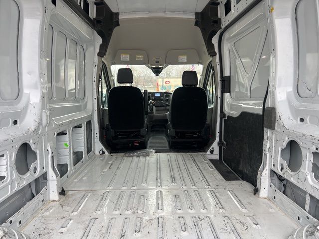 2023 Ford Transit-250