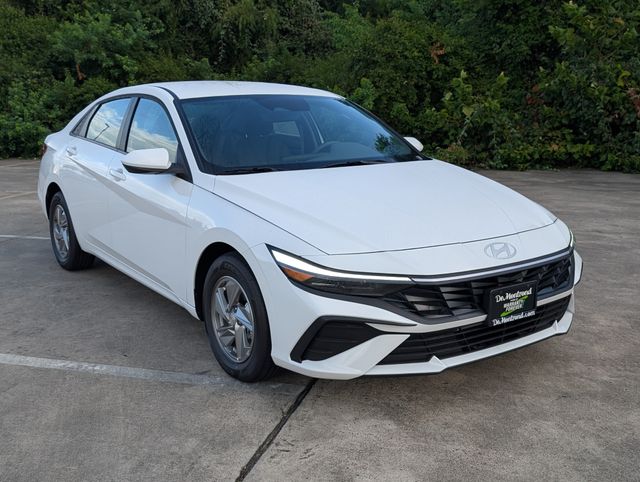 2026 Hyundai Elantra SE - 2