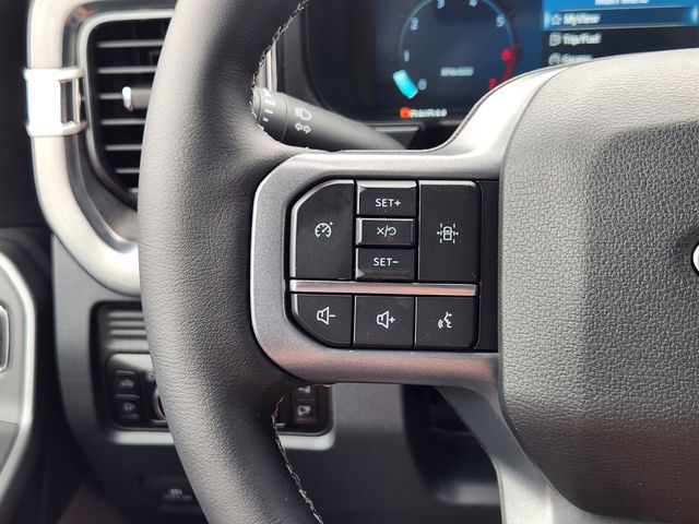 2025 Ford F-250SD Lariat photo