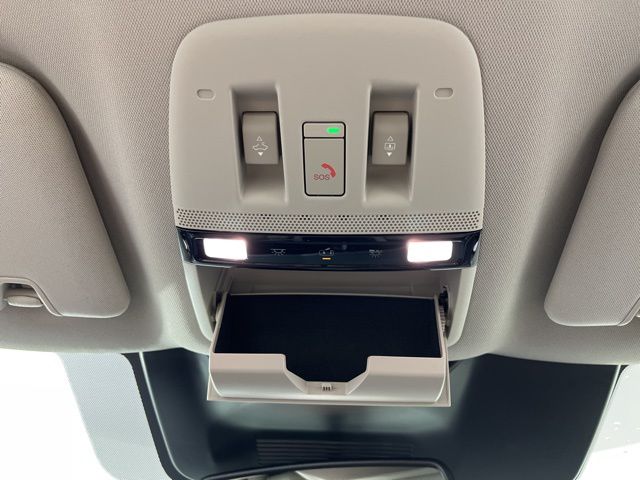 2025 Everest White Pearl Tricoat Nissan Murano SL AWD SUV