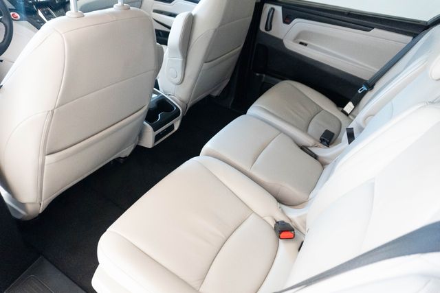 Used 2025 Honda Odyssey Van