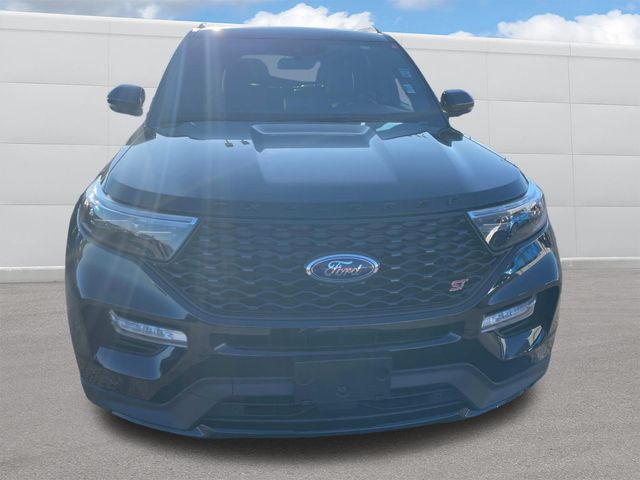 2023 Ford Explorer ST 11