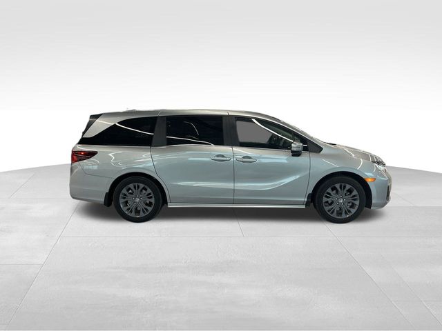 2025 Honda Odyssey Touring 31