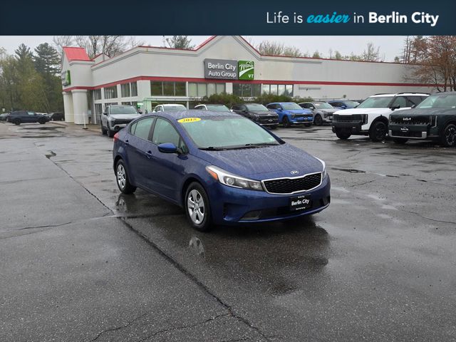 Deep Sea Blue 2018 Kia Forte Sedan Front-Wheel Drive 6-Speed Automatic
