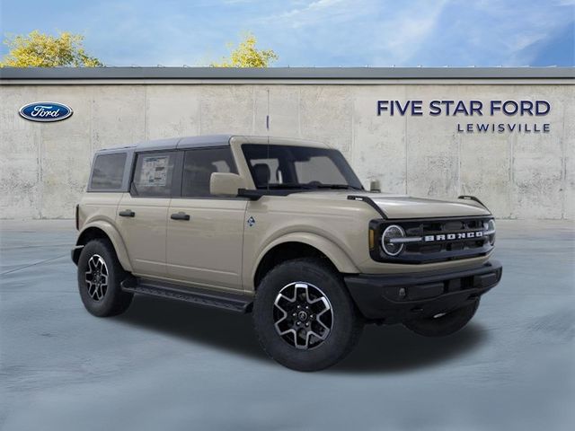 Desert Sand 2026 Ford Bronco Outer Banks 4-Door 4WD SUV / Crossover Four-Wheel Drive Automatic