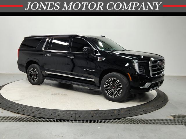 Onyx Black 2026 GMC Yukon XL SUV / Crossover 4X2