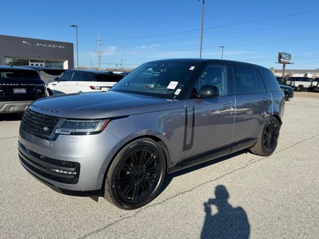 2026 Land Rover Range Rover P530 SE LWB AWD