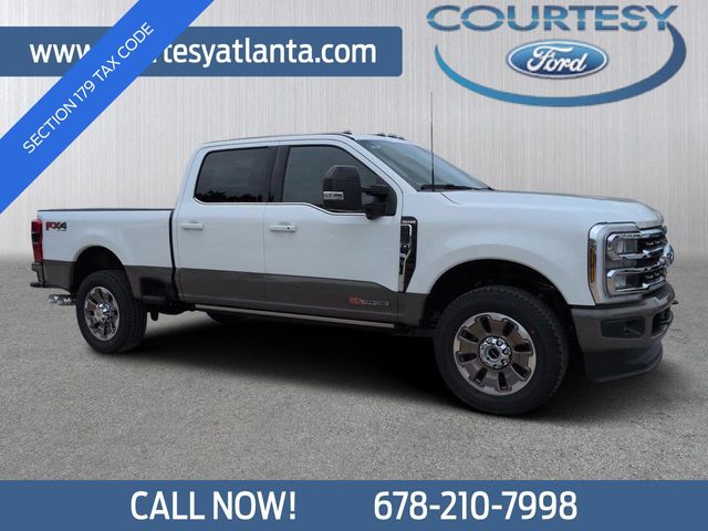 Star White Metallic Tri-Coat 2026 Ford F-250 Super Duty King Ranch Crew Cab 4WD Pickup Truck Four-Wheel Drive Automatic