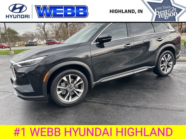 Used 2023 Black INFINITI LUXE image 44