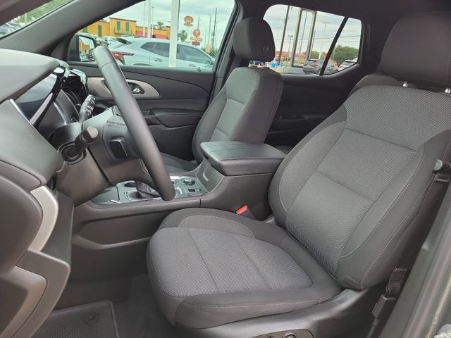 2023 Chevrolet Traverse LT - 9