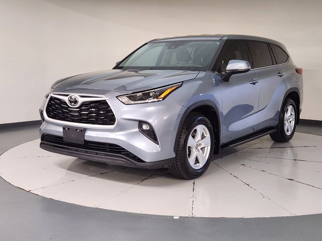 2021 Toyota Highlander LE