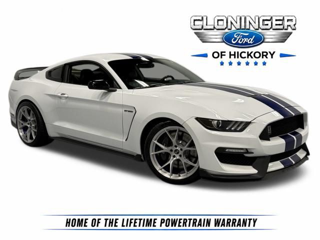  2016 Ford Mustang Shelby GT350 Fastback RWD   