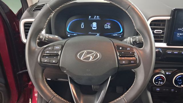 Used 2024 Hyundai Venue SUV