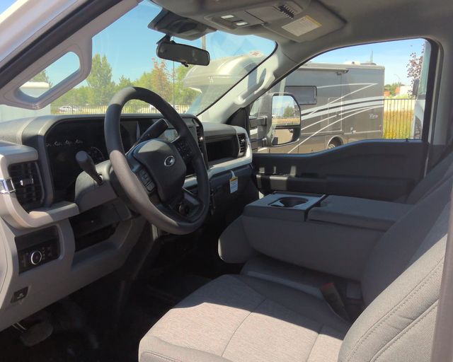 New 2026 Oxford White Ford XL image 12