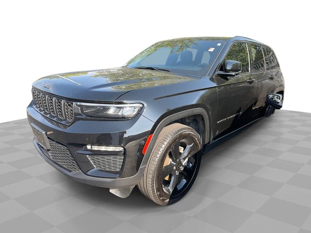 Diamond Black Crystal Pearlcoat 2025 Jeep Grand Cherokee SUV / Crossover Four-Wheel Drive 8-Speed Automatic