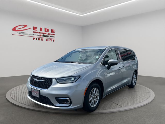 2023 Chrysler Pacifica Touring L FWD