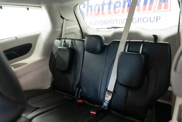 Used 2020 Chrysler Pacifica Van