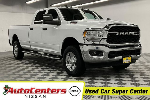 Bright White Clearcoat 2023 RAM 3500 Tradesman Crew Cab LB 4WD Pickup Truck Four-Wheel Drive 8-Speed Automatic