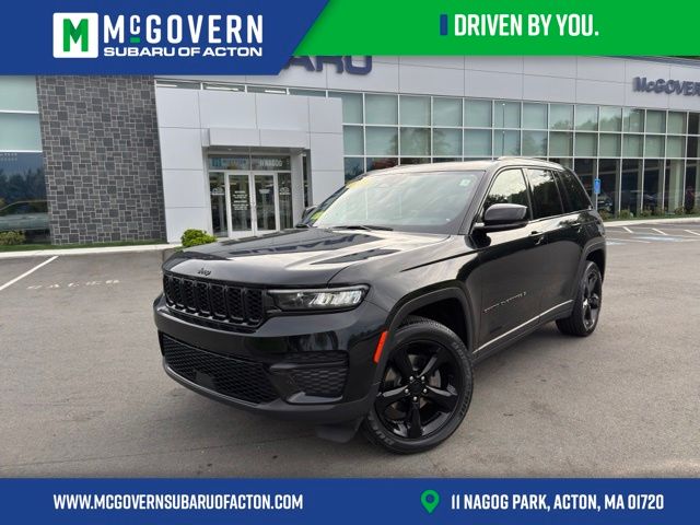 Diamond Black Crystal Pearlcoat 2023 Jeep Grand Cherokee SUV / Crossover Four-Wheel Drive 8-Speed Automatic