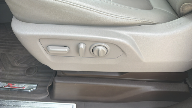 used 2021 Chevrolet Silverado 1500 car, priced at $33,488