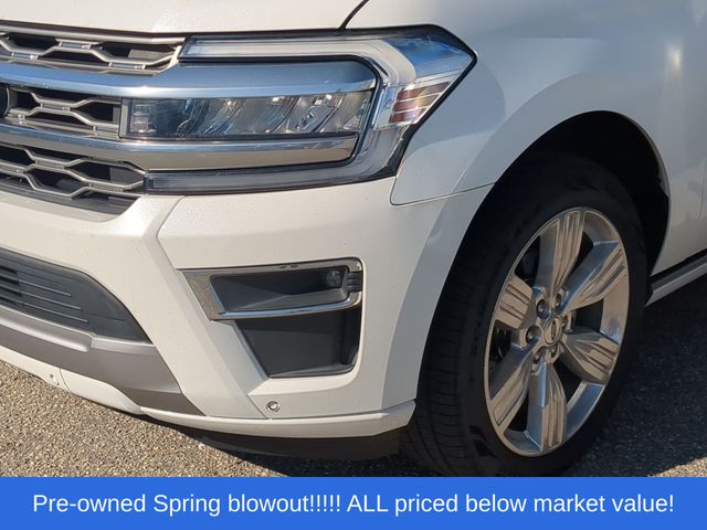 Used 2023 White Metallic Ford Platinum image 6