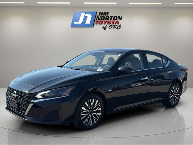 2025 Nissan Altima