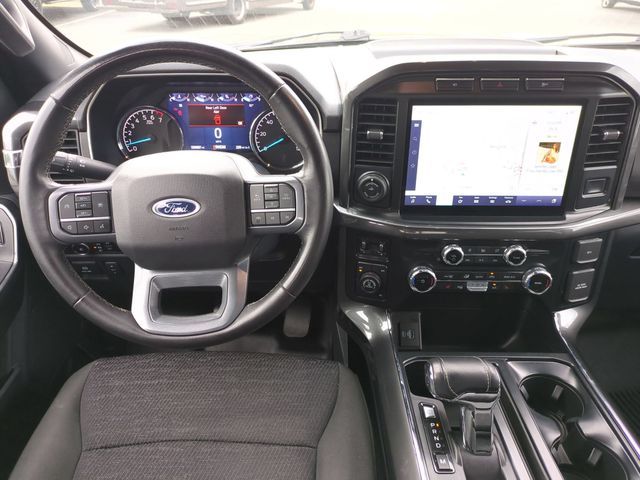 Used 2023 Agate Black Metallic Ford XLT image 29