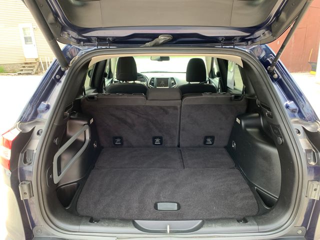 Used 2015 Jeep Cherokee SUV
