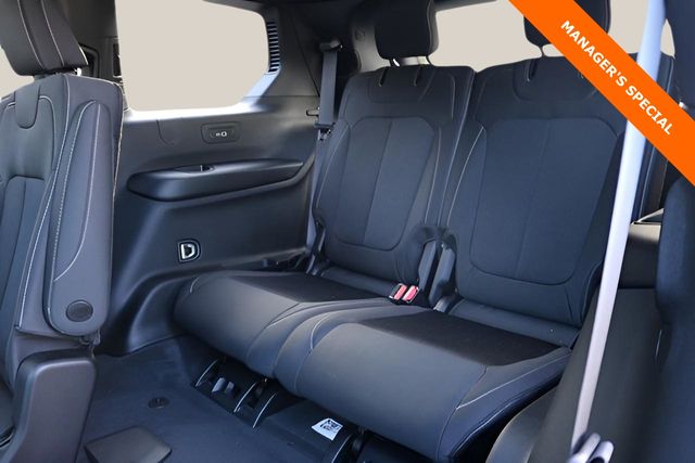 New Car 2025 Jeep Grand Cherokee L  Laredo X For Sale Under $35,000 In Austin, Texas