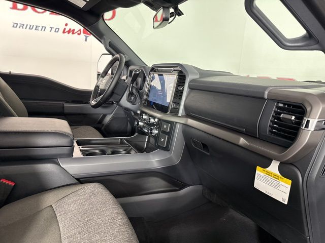 2025 Agate Black Metallic Ford F-150 XLT 4X4 Truck