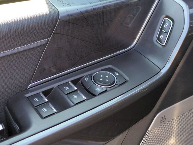 Used 2023 Gray Ford XLT image 13