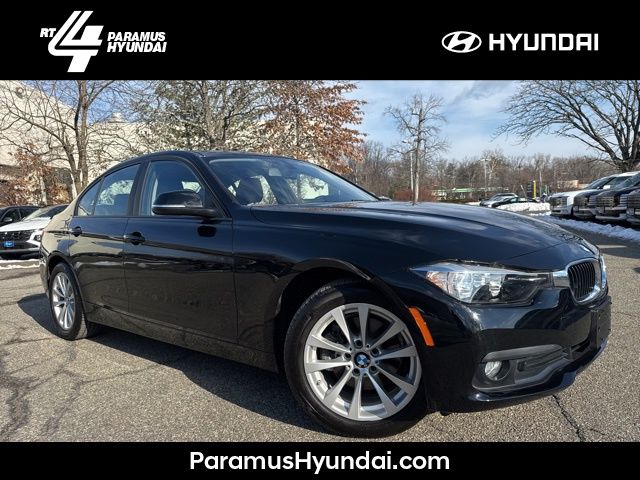 2017 BMW 3 Series 320i xDrive Sedan AWD