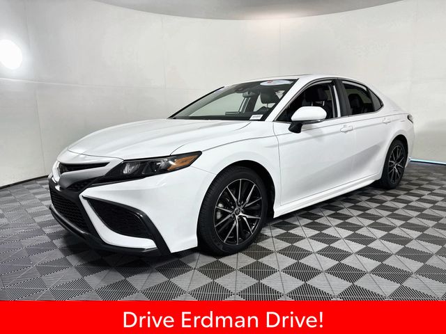 Used 2022 Toyota Camry Sedan