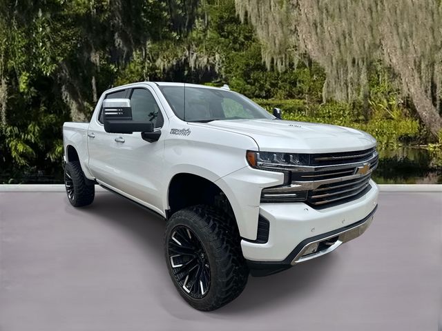 White (Iridescent Pearl Tricoat) 2019 Chevrolet Silverado 1500 Pickup Truck Four-Wheel Drive Automatic