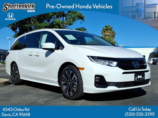 2026 Honda Odyssey Elite's photo