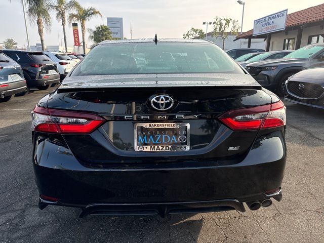 2021 Toyota Camry SE 6