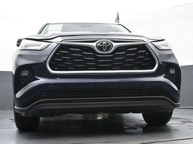 2024 Toyota Highlander XLE 42