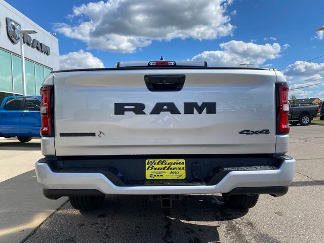 2026 Ram 1500 Big Horn/Lone Star - Silver exterior view 6