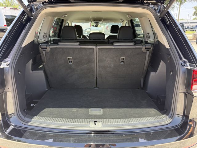2025 Volkswagen Atlas 2.0T SE w/Technology Black at Gullo Toyota