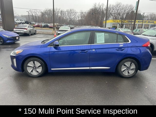 2022 Hyundai Ioniq Hybrid SE 4