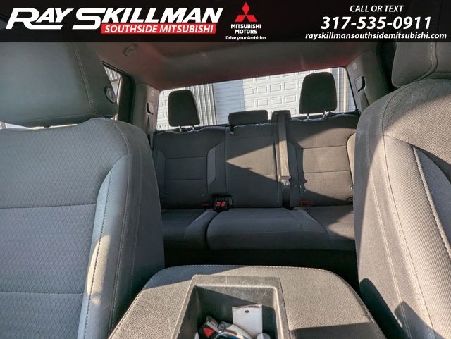 Used 2025 Red Chevrolet LT image 27