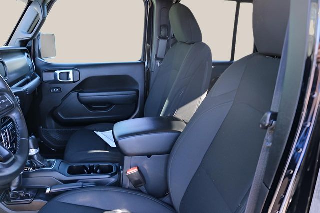 Used Car 2022 Jeep Gladiator  Willys For Sale Under $40,000 In Austin, Texas