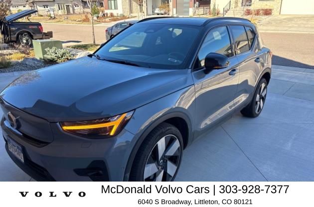 Thunder Gray Metallic 2023 Volvo XC40 Recharge Twin Ultimate eAWD SUV / Crossover All-Wheel Drive 1-Speed Automatic